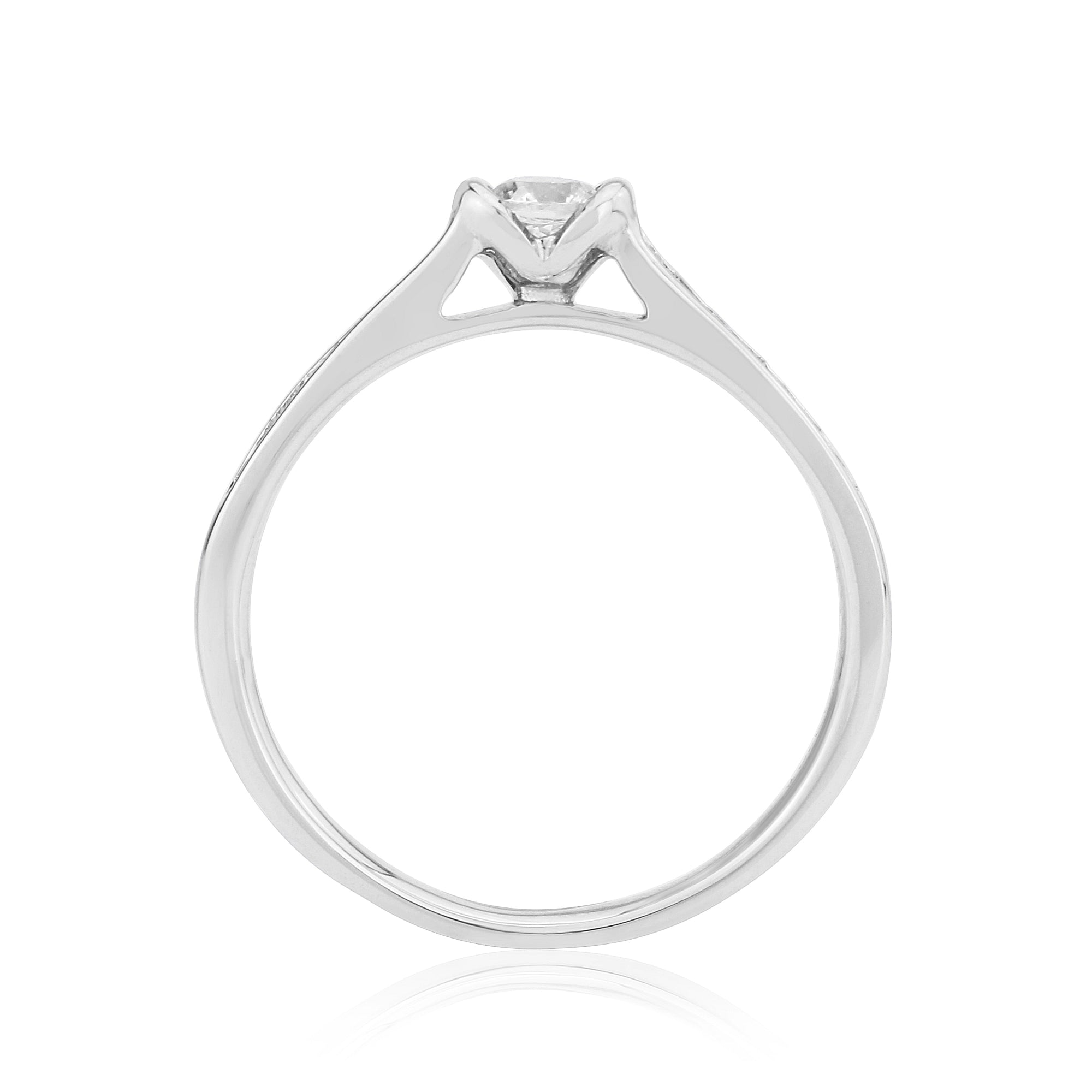 9ct white gold single stone diamond ring with diamond set shoulders 0.27ct