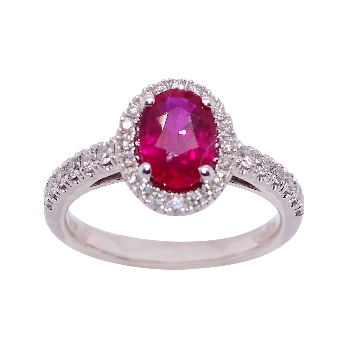 18ct white gold 1.39ct oval cut ruby (8.14*5.86*3.38mm) &amp; diamond ring with diamond shoulders 0.44ct Size N