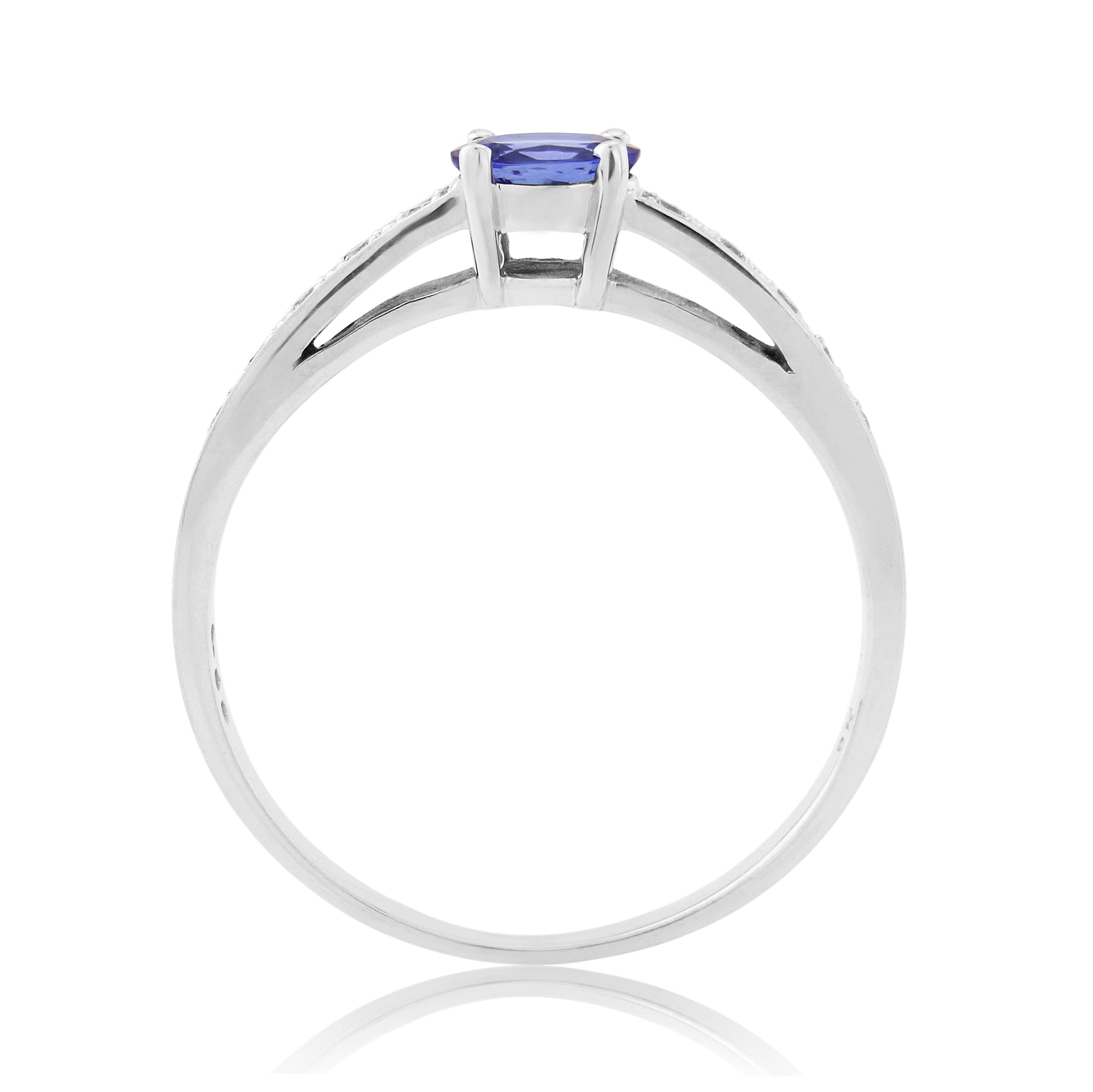 9ct white gold 5x4mm oval tanzanite & diamond ring 0.06ct