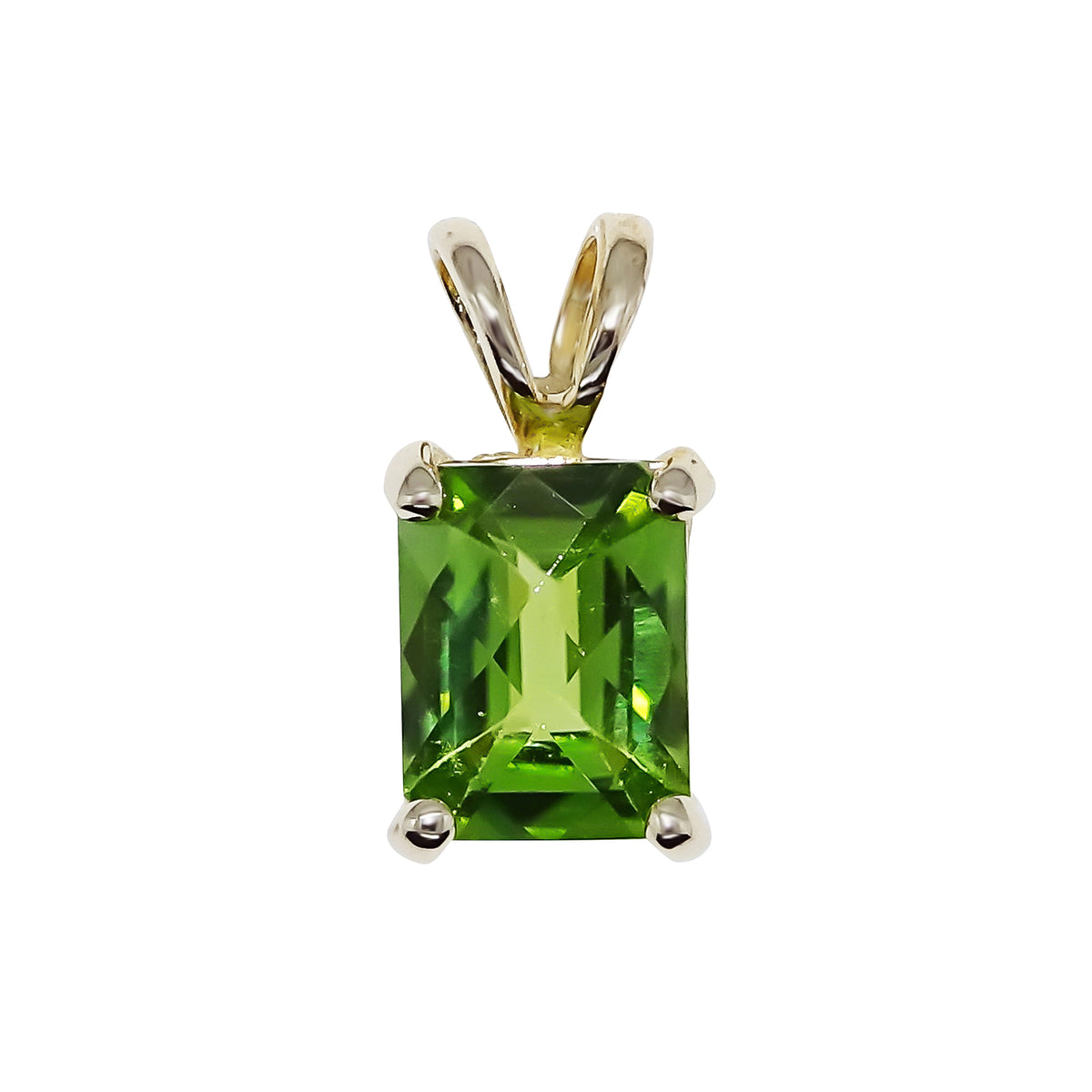 9ct gold checkerboard cut 8x6mm octagon shape peridot pendant