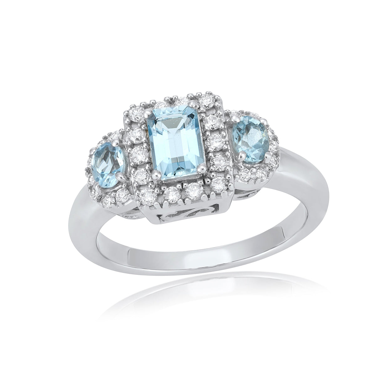 9ct white gold triple aquamarine (Em 6x4mm &amp; Ov 4x3mm) &amp; diamond cluster ring 0.27ct